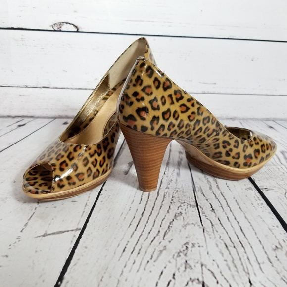 Sofft Shoes - Sofft Ramona II Leopard Heels